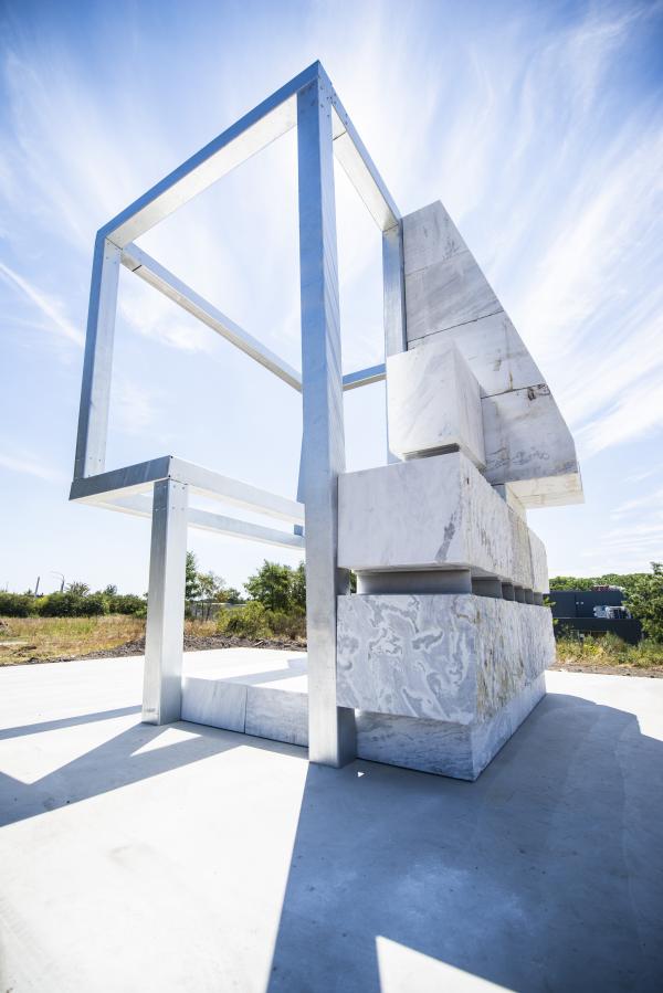 Cosmogolem © Koen Vanmechelen 2018, photo City of Genk Cosmogolem © Koen Vanmechelen 2018, photo City of Genk