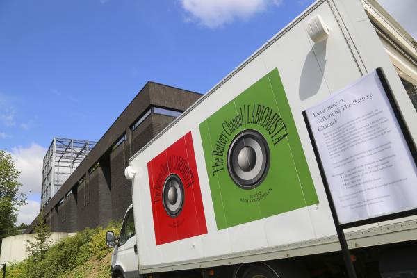 Protecting the Other, The Battery Channel © Koen Vanmechelen, photo Stoffel Hias, 2020