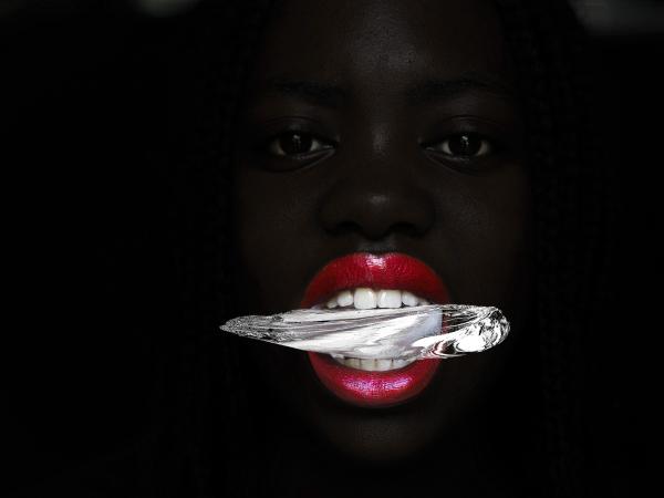 Unbreakable © Koen Vanmechelen, photo Studio Leyssen 