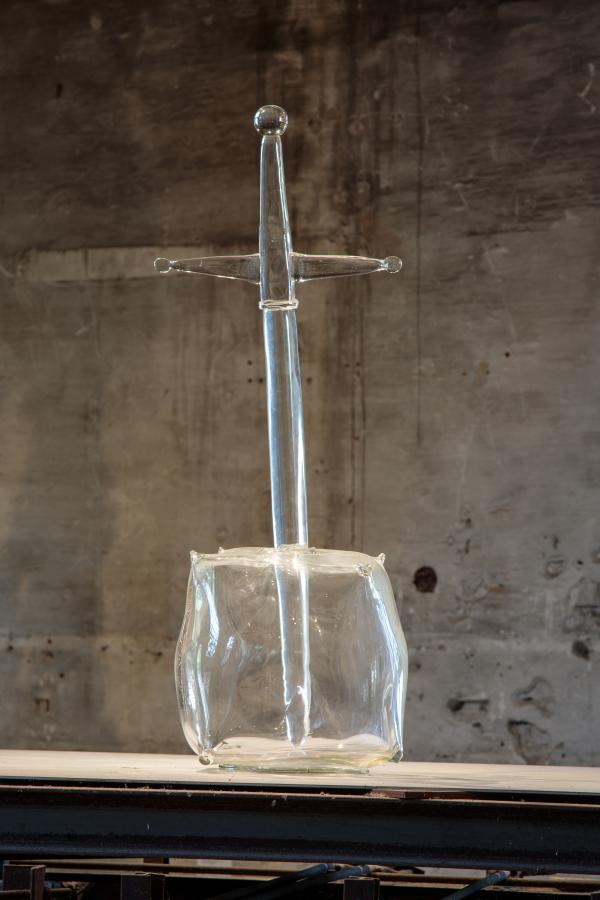Liliana Moro, La Spada nella Roccia, 2019 - photo credit Francesco Allegretto; courtesy the artist and Berengo Studio.jpg