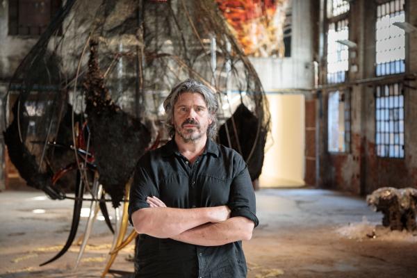 Unbreakable Women in Glass, Curator Koen Vanmechelen - photo credit Francesco Allegretto (1).jpg