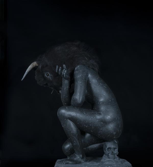 Custodian © Koen Vanmechelen, photo Kris Vervaeke