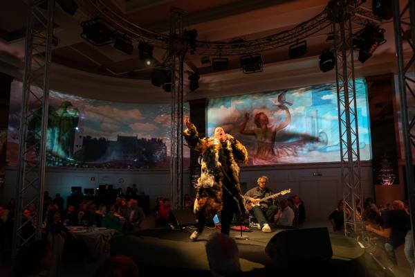 Riders on the Storm, performance, Magritte room © Koen Vanmechelen, 2022, photo by Kris Vervaeke Riders on the Storm, performance, Magritte room © Koen Vanmechelen, 2022, photo by Kris Vervaeke