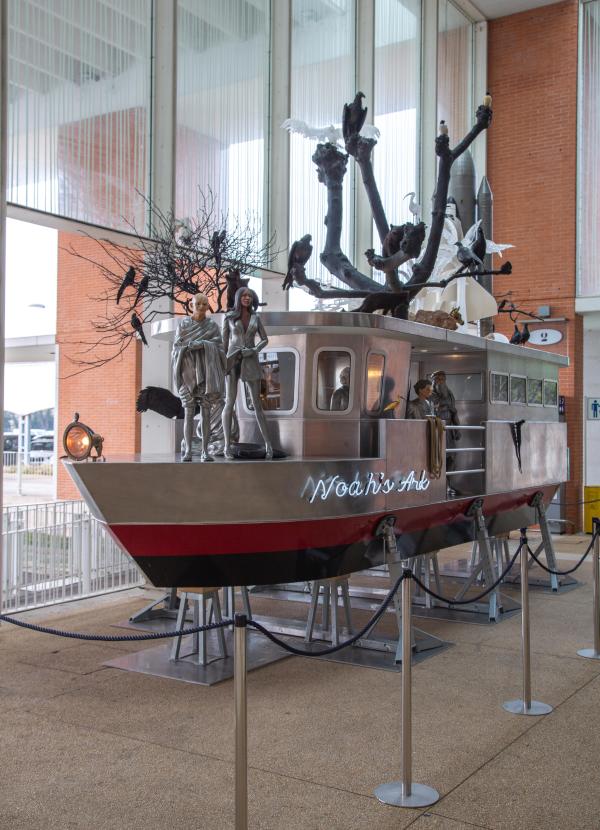 Noah's Ark, Venice Marco Polo airport, photo by Stoffel Hias Noah's Ark, Venice Marco Polo airport, photo by Stoffel Hias