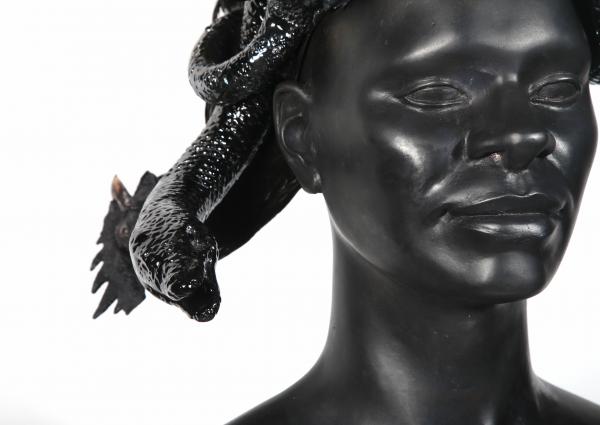Medusa © Koen Vanmechelen
