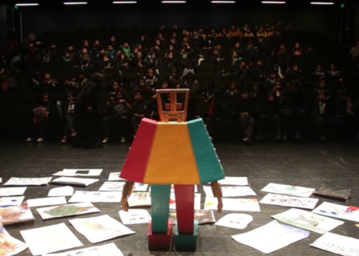 Koen Vanmechelen's Cosmogolem finds home in Valparaiso, Chile